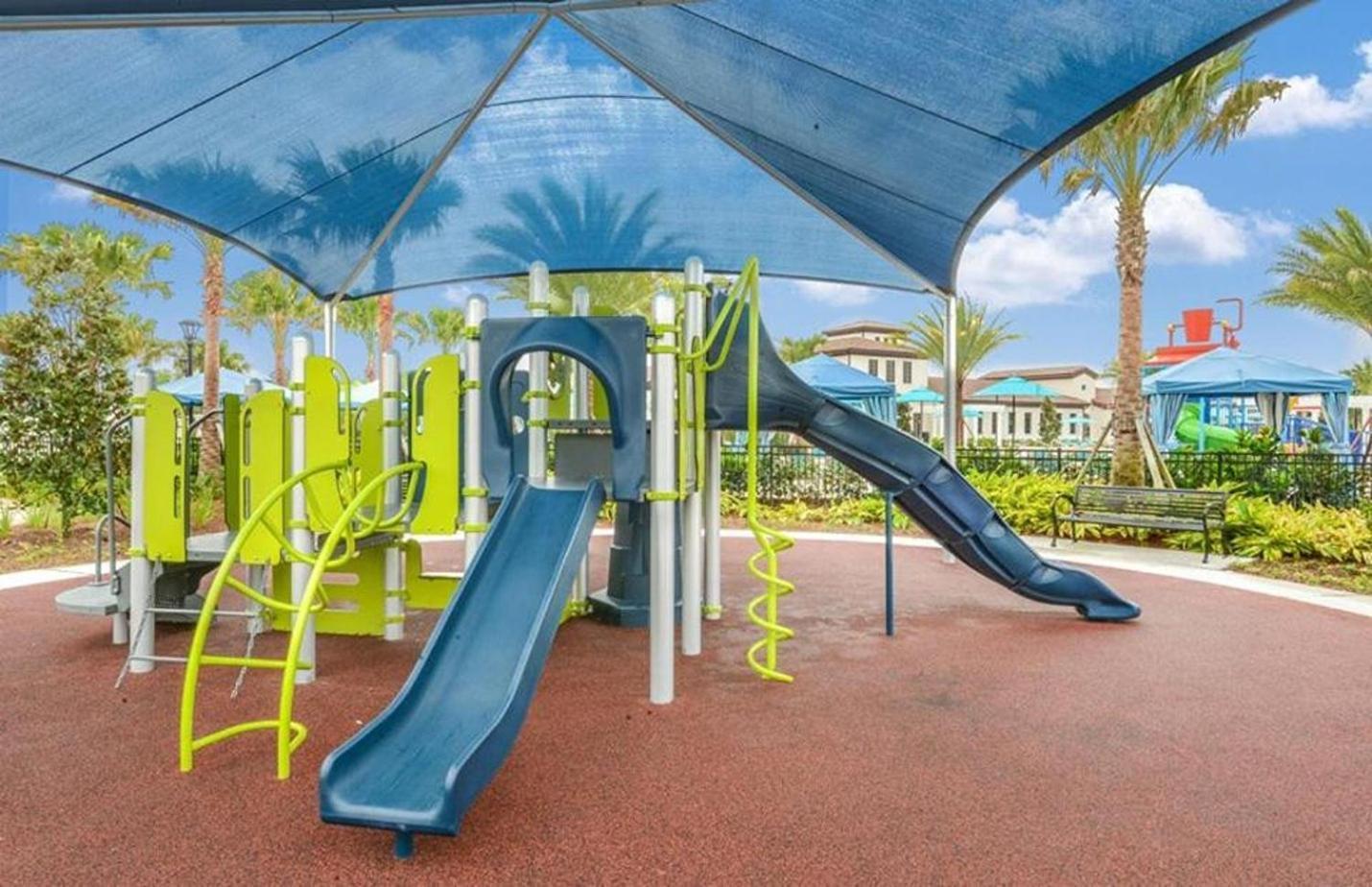 Townhome Splash Pool Bbq Free Water Park Holiday home